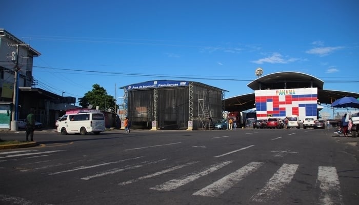 The Costa Rica-Panama border at Paso Canoas 