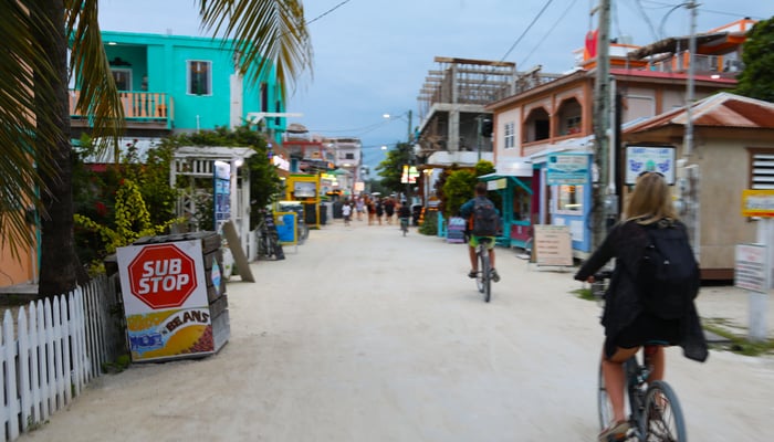 Is marijuana legal in Belize: Caye Caulker, Belize / fritzcat (Flickr) / Commercial use allowed Caye Caulker, Belize