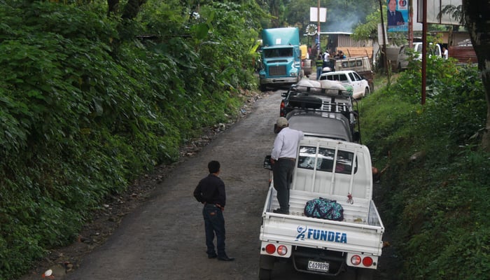 Roads in Central America: The road from Senahu to Antigua, Guatemala 