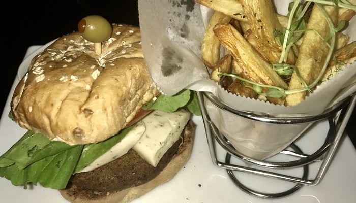 Vegetarian in Costa Rica / Veggie burger in Costa Rica / Francesca Adkins Vegetarian in Costa Rica / Veggie burger in Costa Rica