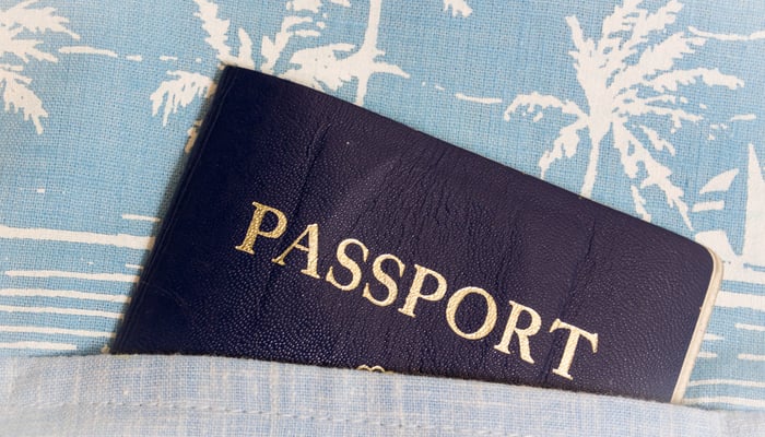 Central America Entry Requirements passport photo / Cindy Shebley (Flickr) / Commercial Use allowed