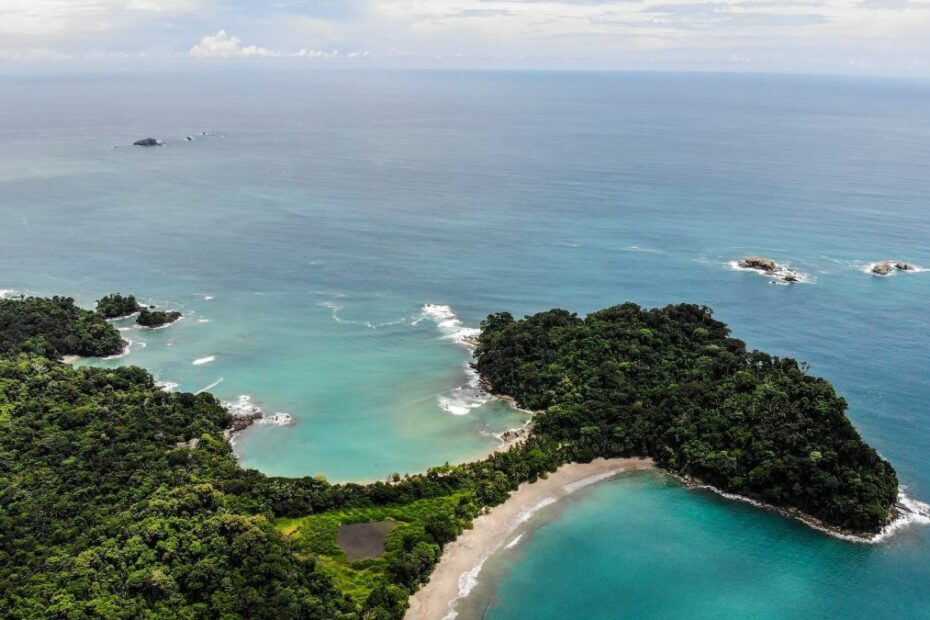 Manuel Antonio real estate