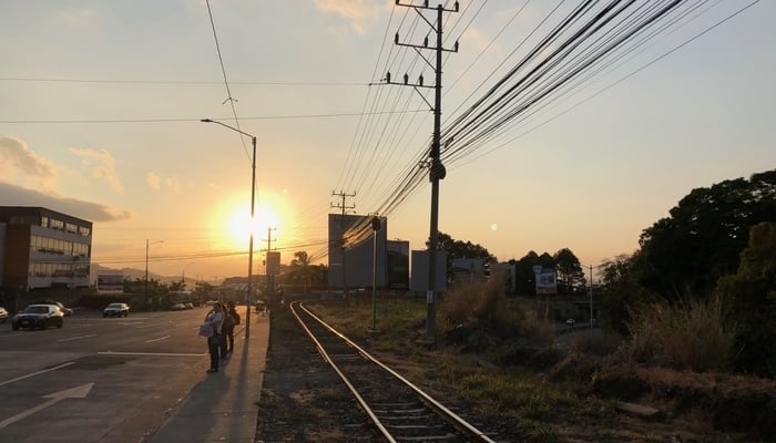 Coronavirus Hope: Empty streets in San Jose, Costa Rica / James Dyde