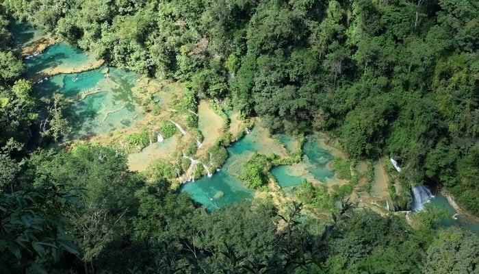 Semuc Champey Guatemala / Photo by Christopher Crouzet on Unsplash