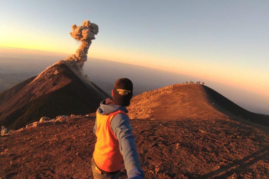 Acatenango volcano hike