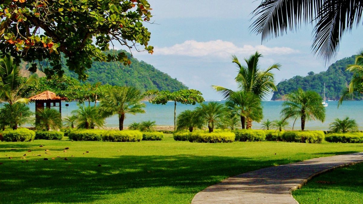 Buying real estate in Costa Rica