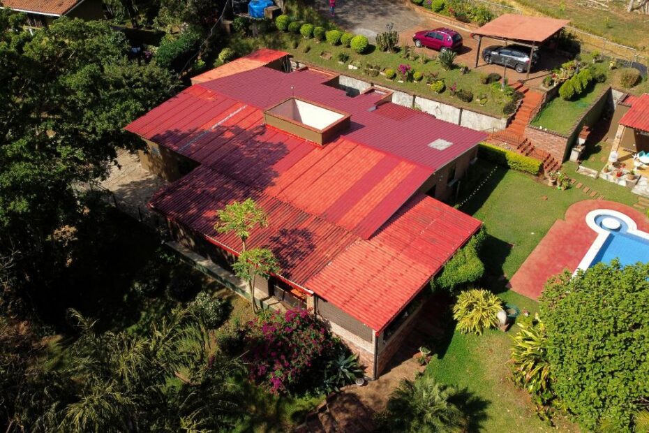 El Salvador real estate