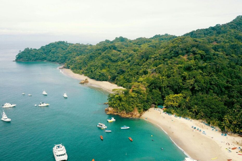 Starting a business in Costa Rica