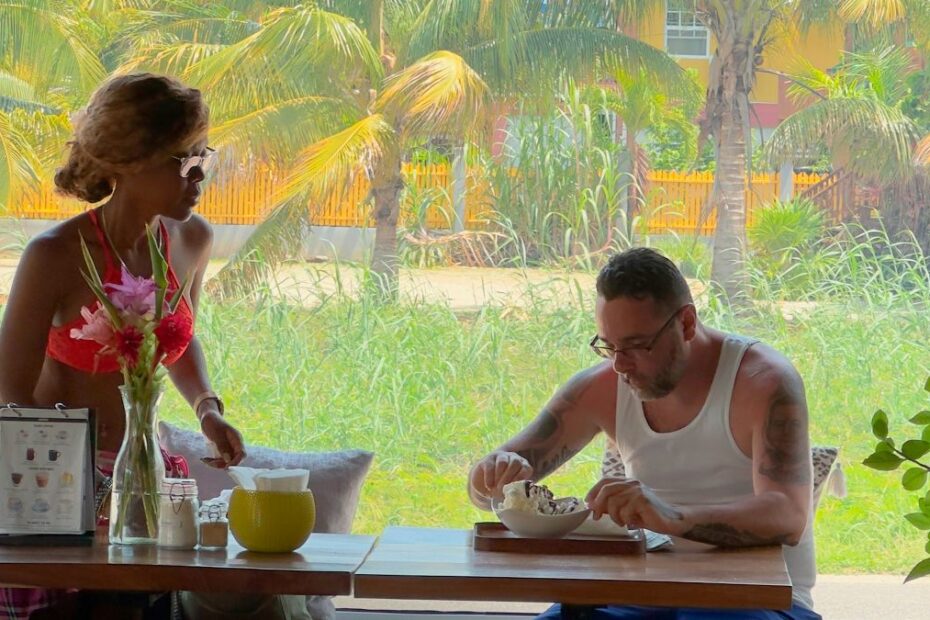 Where should I live in Belize?