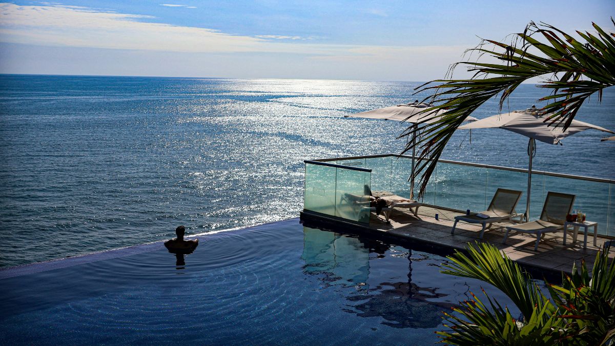 Hotel pools in Central America