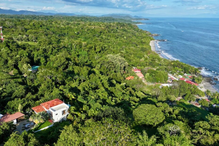 Airbnb cleaning rules Costa Rica
