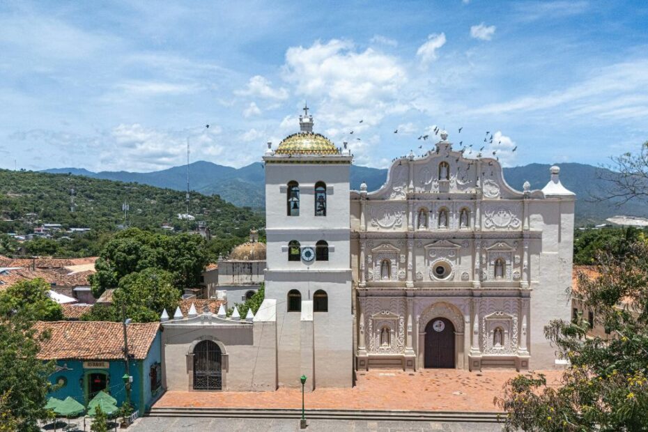 Rentista residency in Central America